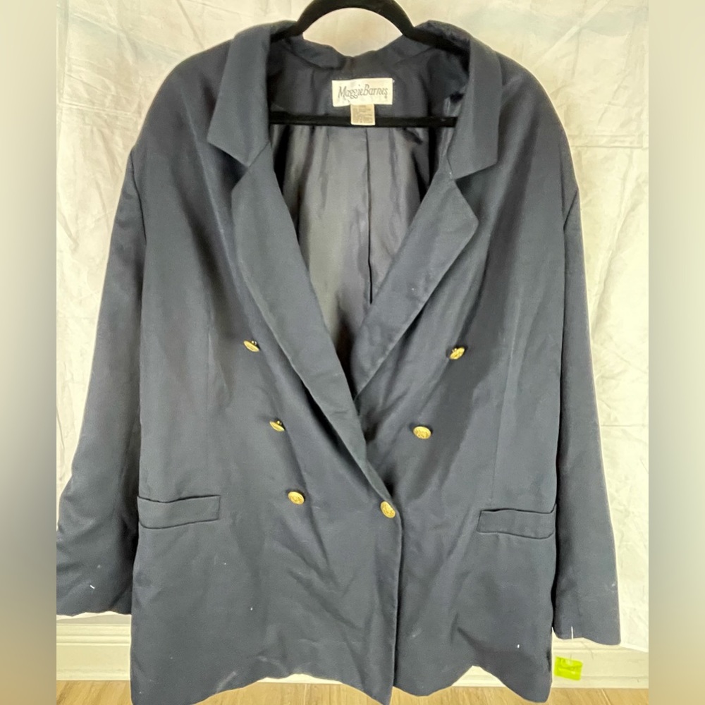 Maggie Barnes Lady’s suit jacket